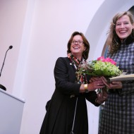 Kulturministerin Ute Schäfer u. Agne Meyer-Brandis, Preisverleihung Künstlerinnenpreis 2011, Foto S. Dobler